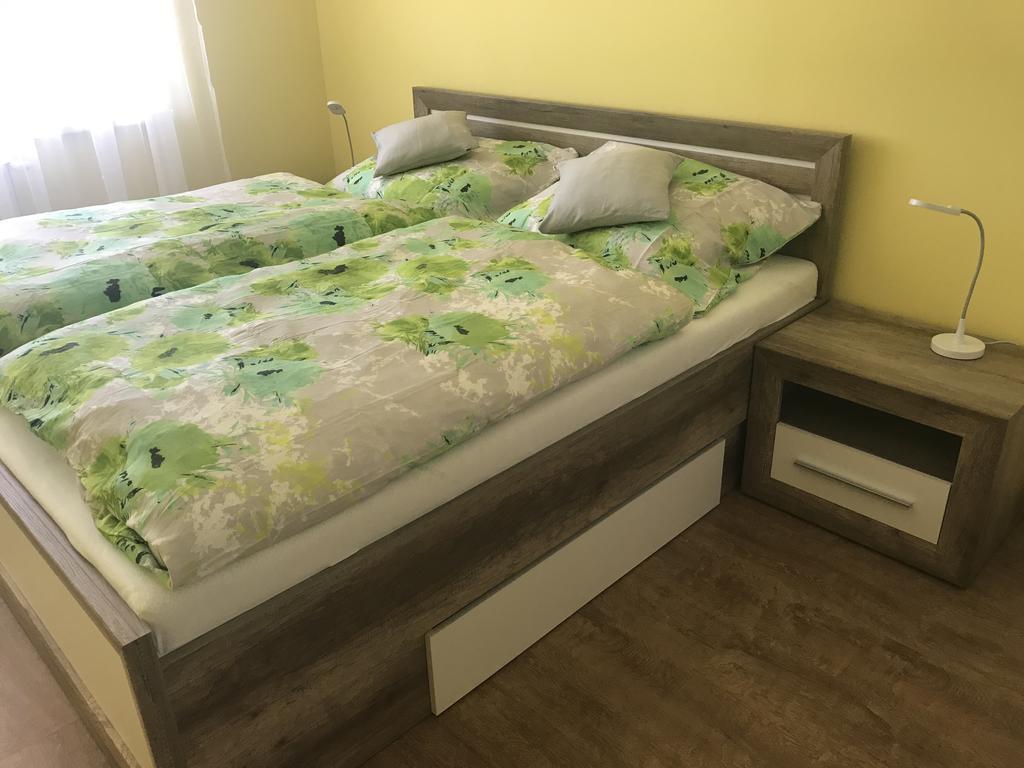 Apartman Illy Veľký Slavkov Exterior foto